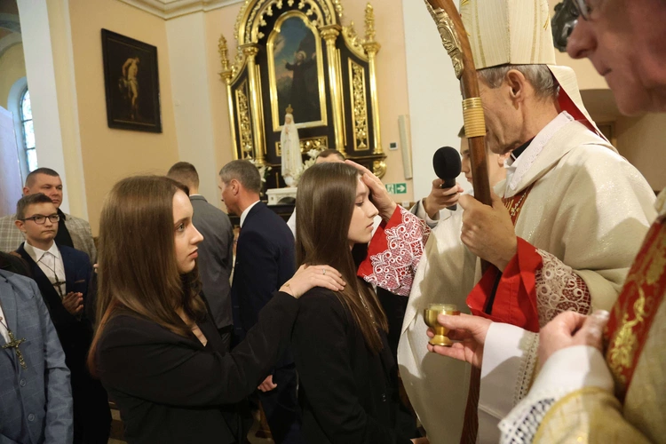 Bierzmowanie w Oleśnie