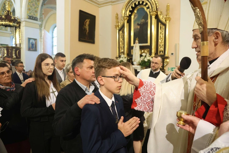 Bierzmowanie w Oleśnie