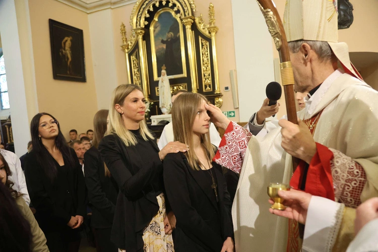 Bierzmowanie w Oleśnie