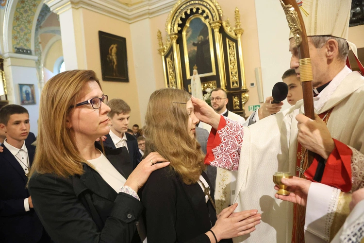 Bierzmowanie w Oleśnie