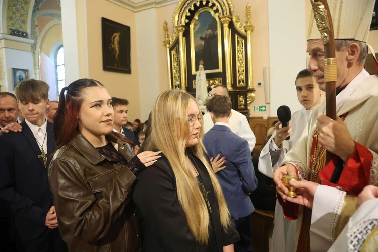Bierzmowanie w Oleśnie