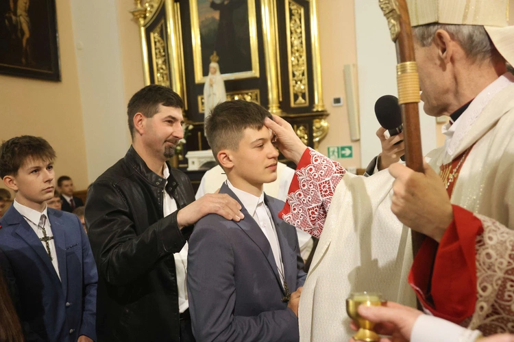 Bierzmowanie w Oleśnie