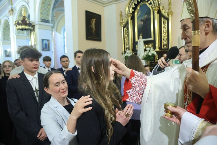 Bierzmowanie w Oleśnie