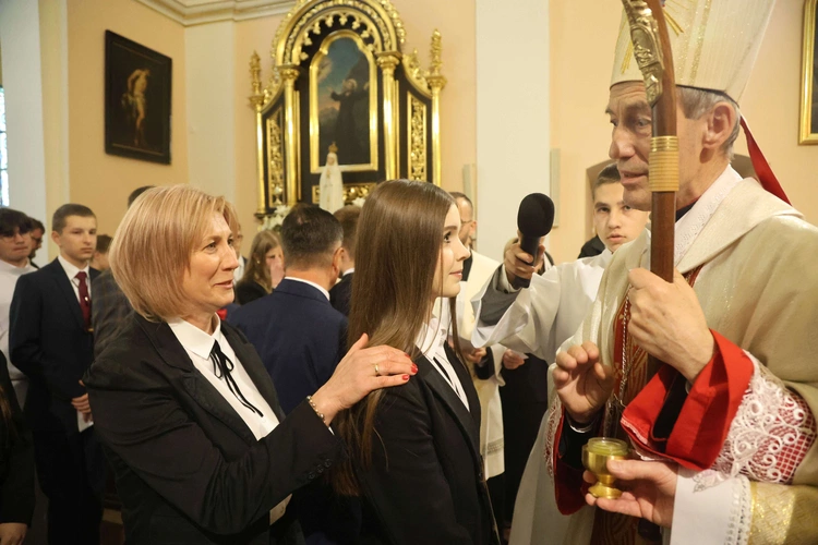 Bierzmowanie w Oleśnie