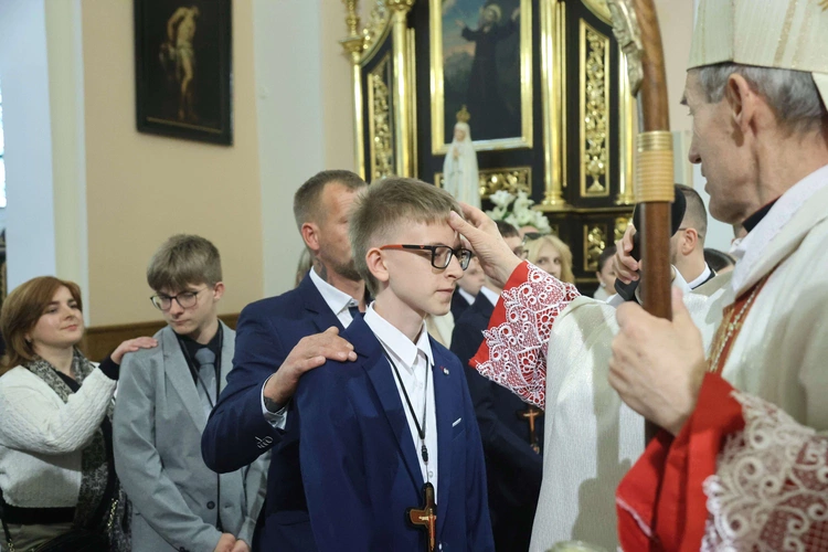 Bierzmowanie w Oleśnie