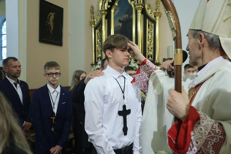 Bierzmowanie w Oleśnie