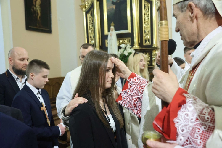 Bierzmowanie w Oleśnie