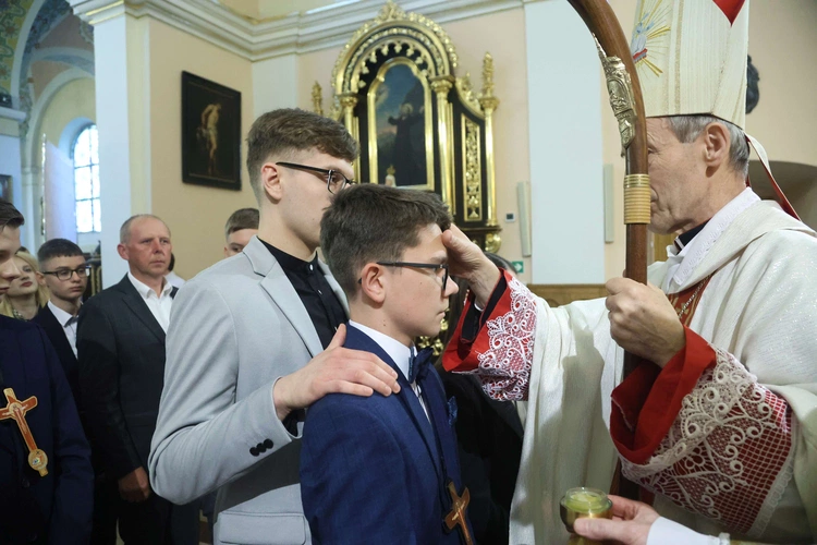 Bierzmowanie w Oleśnie