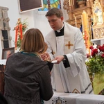 Abp Mieczysław Mokrzycki intronizował relikwie św. Jana Pawła II we Wrocławiu-Ołtaszynie