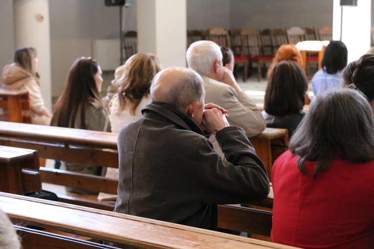 Godzina Miłosierdzia w Sanktuarium Bożego Miłosierdzia w Płocku