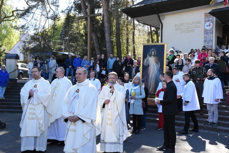 Odpust Miłosierdzia Bożego i 35 lat Caritas AG