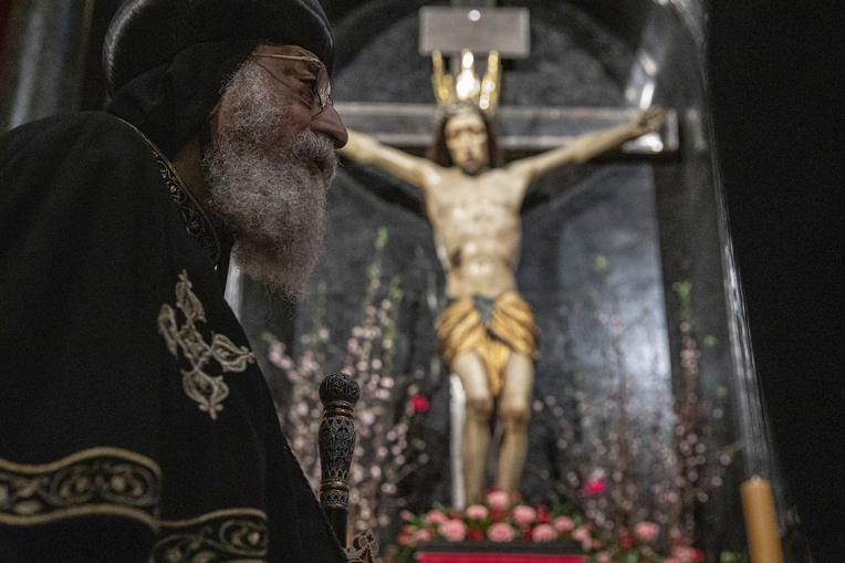 Tawadros II modlił się w archikatedrze warszawskiej o pokój 