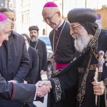 Tawadros II modlił się w archikatedrze warszawskiej o pokój 