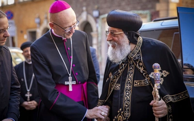 Tawadros II modlił się w archikatedrze warszawskiej o pokój 