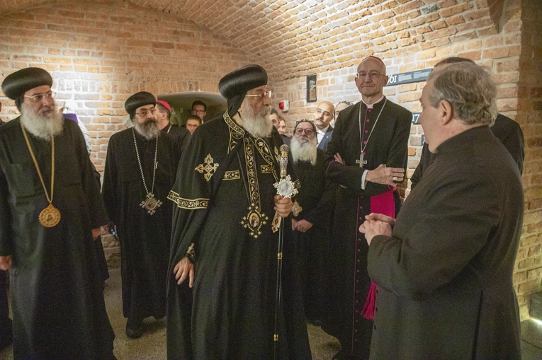 Patriarcha Koptyjskiego Kościoła Ortodoksyjnego zwiedził podziemia archikatedry św. Jana