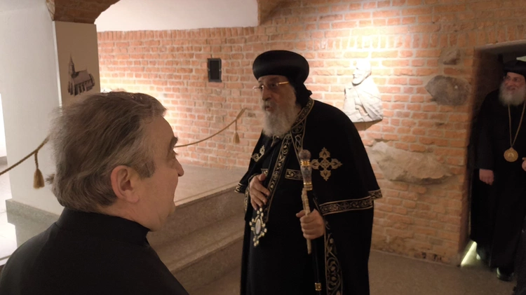 Patriarcha Koptyjskiego Kościoła Ortodoksyjnego zwiedził podziemia archikatedry św. Jana