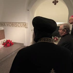 Patriarcha Koptyjskiego Kościoła Ortodoksyjnego zwiedził podziemia archikatedry św. Jana