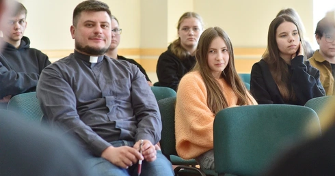 Zarzuć chociaż wędkę