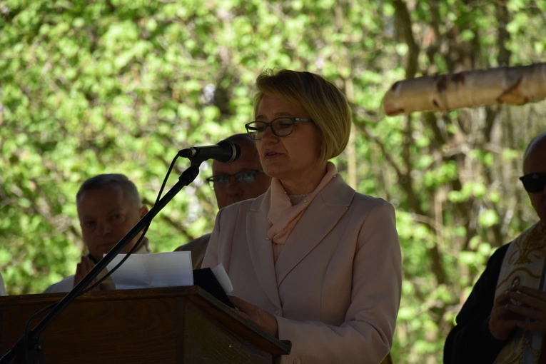 Ościsłowo. Upamiętnienie ofiar niemieckiej zbrodni wojennej