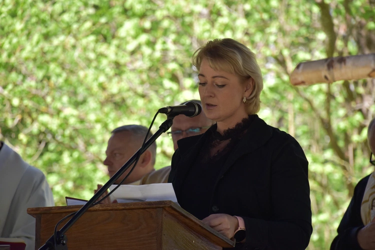 Ościsłowo. Upamiętnienie ofiar niemieckiej zbrodni wojennej