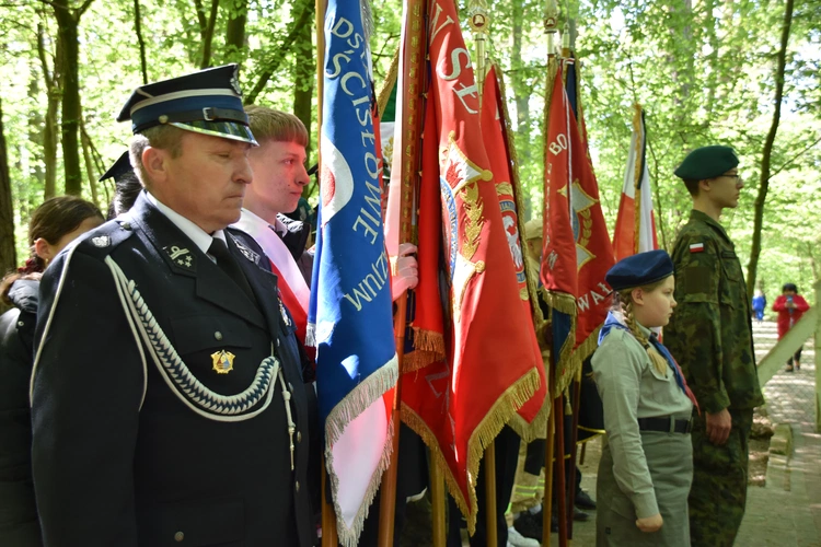 Ościsłowo. Upamiętnienie ofiar niemieckiej zbrodni wojennej