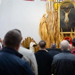 Tarnów. Rozpoczęcie kursu dla nadzwyczajnych szafarzy Komunii św.