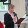 Karina Brylok, moderatorka Dzieci Maryi  w diecezji gliwickiej, mieszka  w Tarnowskich Górach.  W grudniu  2022 roku złożyła ślub czystości  ze zobowiązaniem do wytrwania  w nim przez całe życie jako dziewica konsekrowana.