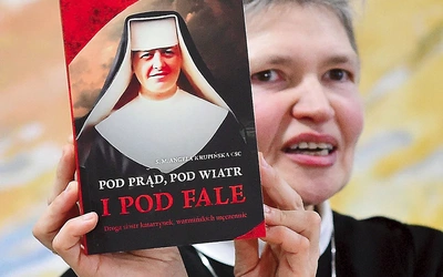 – Książka przybliża historie sióstr wpisane w tragedię II wojny światowej, które oddały życie za miłość, przebaczając swoim oprawcom – mówi s. Angela.