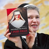 – Książka przybliża historie sióstr wpisane w tragedię II wojny światowej, które oddały życie za miłość, przebaczając swoim oprawcom – mówi s. Angela.