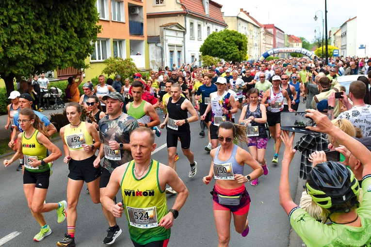 Głównym organizatorem jest Parafialny Klub Sportowy „Antonii” działający przy kapucyńskiej parafii.