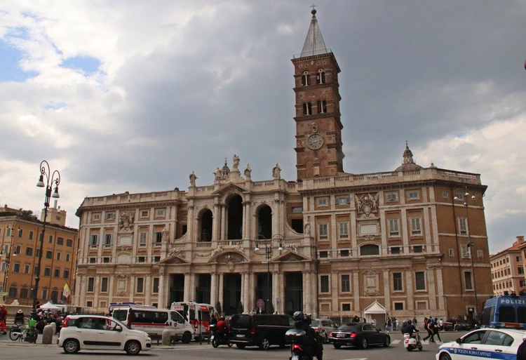 Bazylika Santa Maria Maggiore po pogrzebie papieża