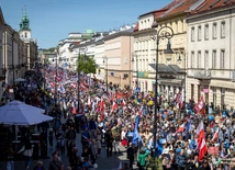 Marsz dla życia ulicami Warszawy