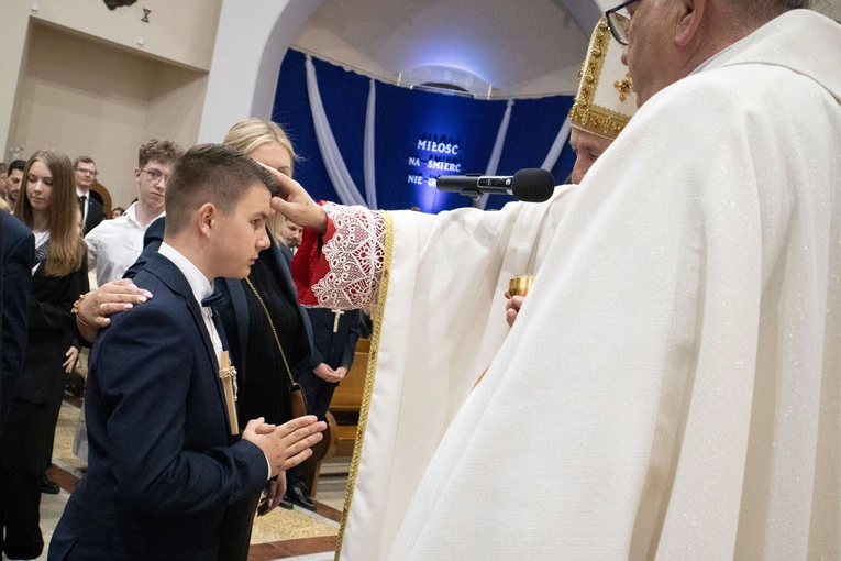 Bierzmowanie w Słopnicach Dolnych