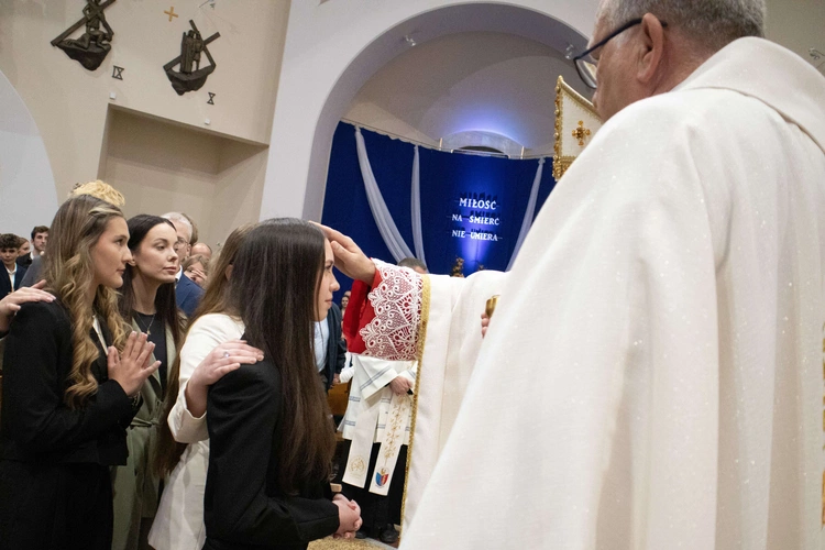 Bierzmowanie w Słopnicach Dolnych