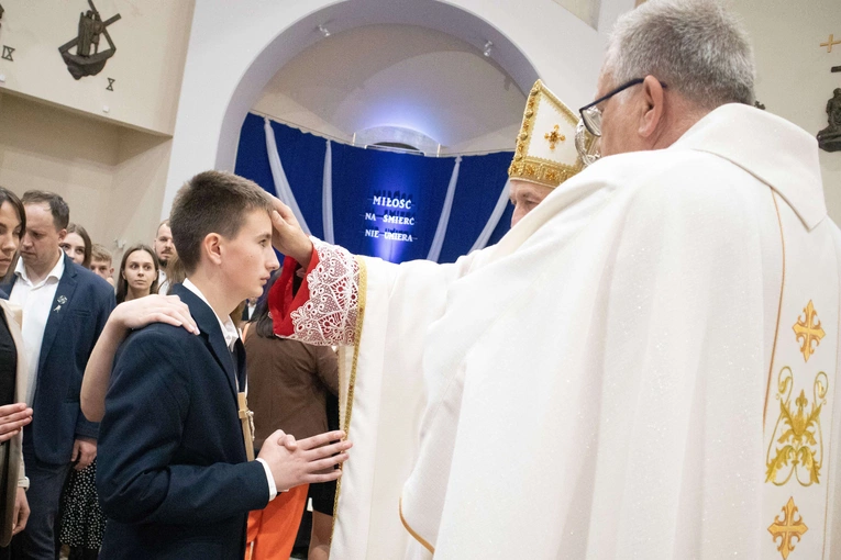 Bierzmowanie w Słopnicach Dolnych