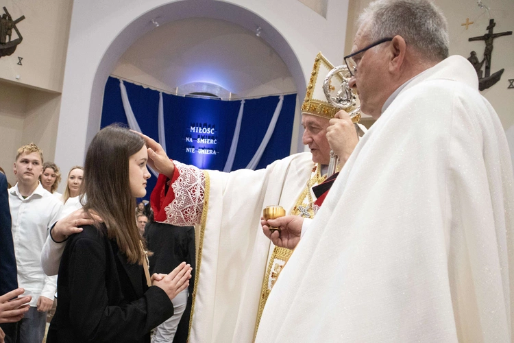 Bierzmowanie w Słopnicach Dolnych