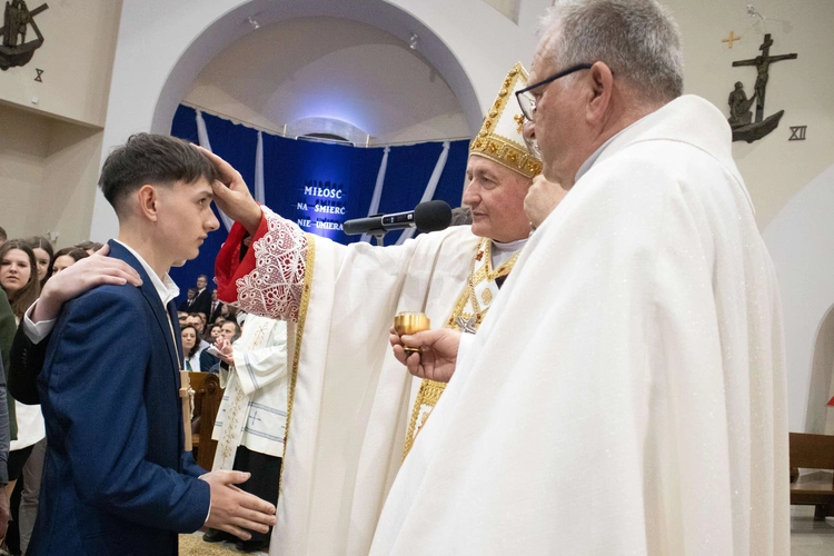 Bierzmowanie w Słopnicach Dolnych