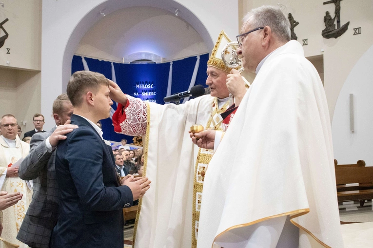 Bierzmowanie w Słopnicach Dolnych