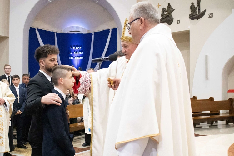 Bierzmowanie w Słopnicach Dolnych