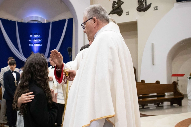 Bierzmowanie w Słopnicach Dolnych