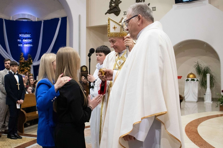 Bierzmowanie w Słopnicach Dolnych