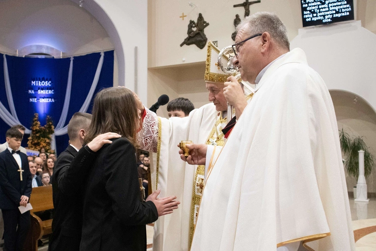 Bierzmowanie w Słopnicach Dolnych