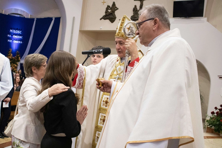 Bierzmowanie w Słopnicach Dolnych