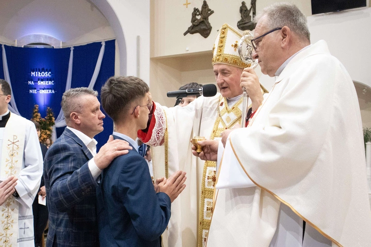 Bierzmowanie w Słopnicach Dolnych