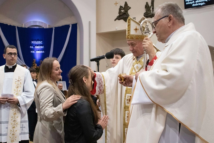 Bierzmowanie w Słopnicach Dolnych