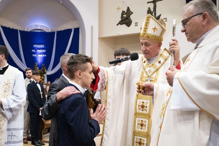 Bierzmowanie w Słopnicach Dolnych