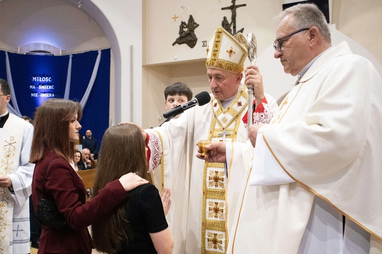 Bierzmowanie w Słopnicach Dolnych