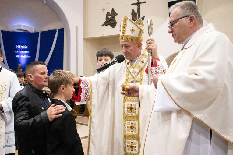 Bierzmowanie w Słopnicach Dolnych