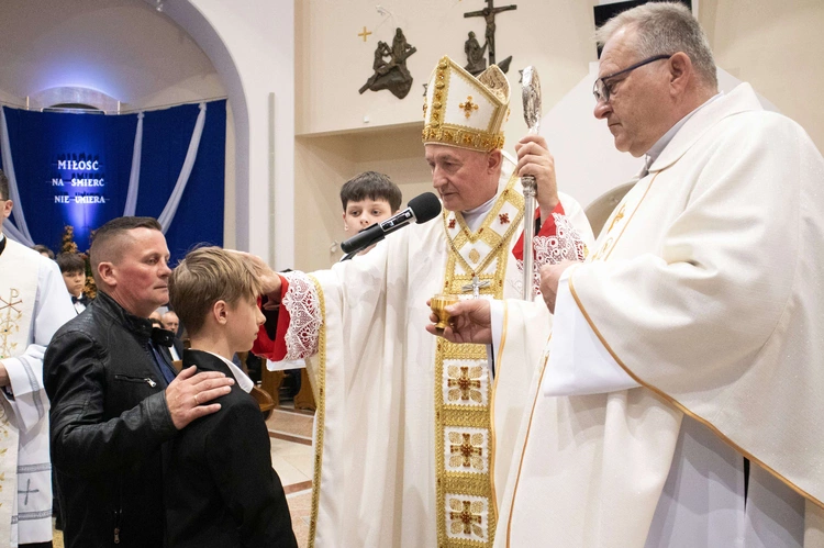 Bierzmowanie w Słopnicach Dolnych