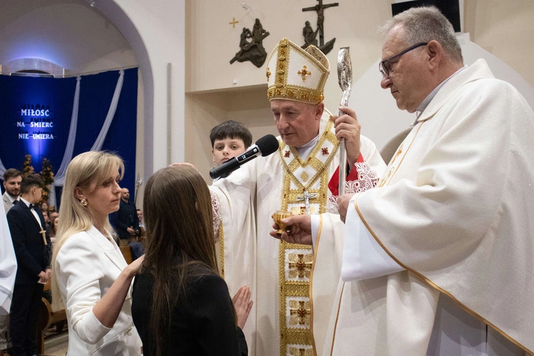 Bierzmowanie w Słopnicach Dolnych
